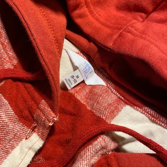 Hooded Button Down Flannel shirt - Picture 2 of 2